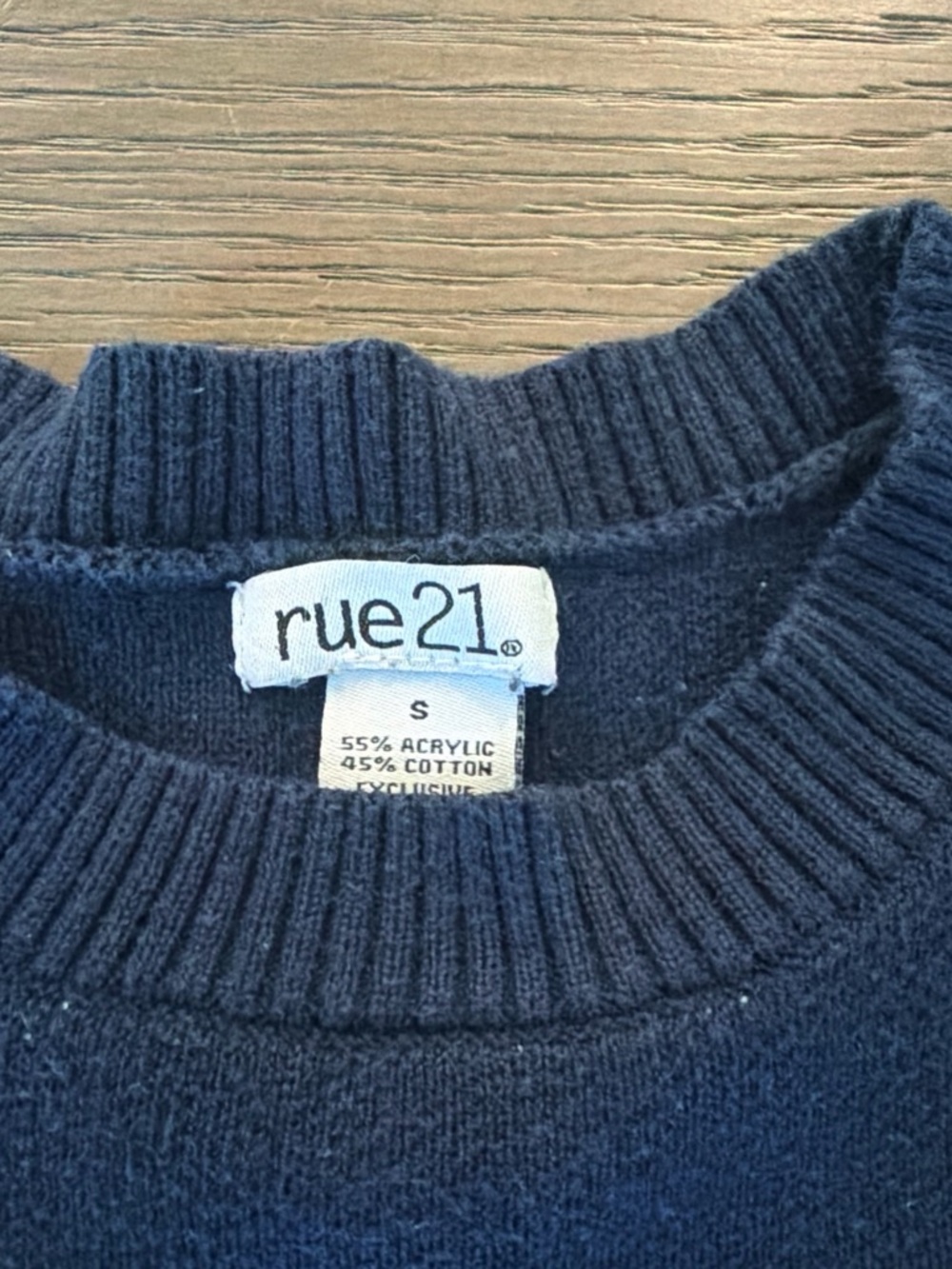 Rue 21 NEW YORK Navy Crewneck Sweater - small - Picture 3 of 4